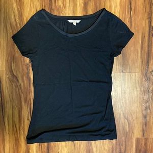 Banana republic black T shirt w accent neck line